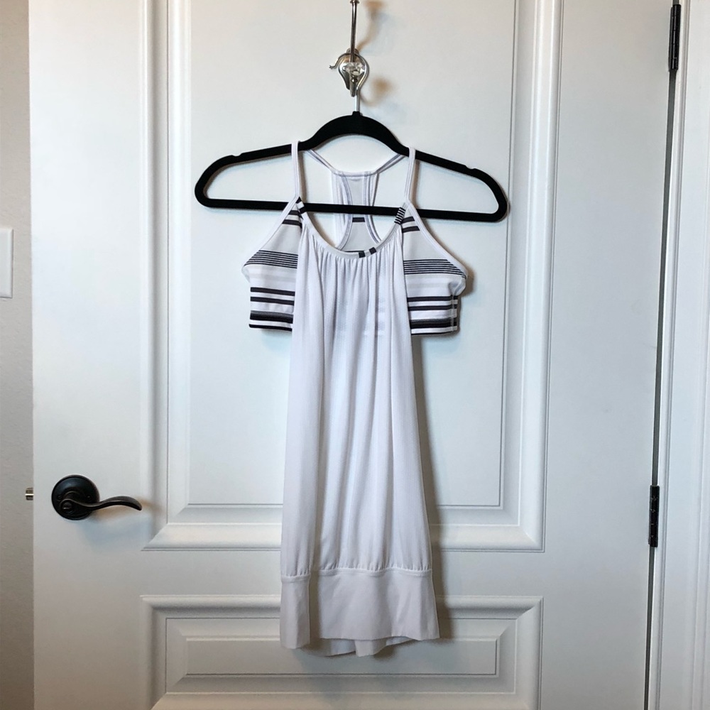 Lululemon No Limits tank